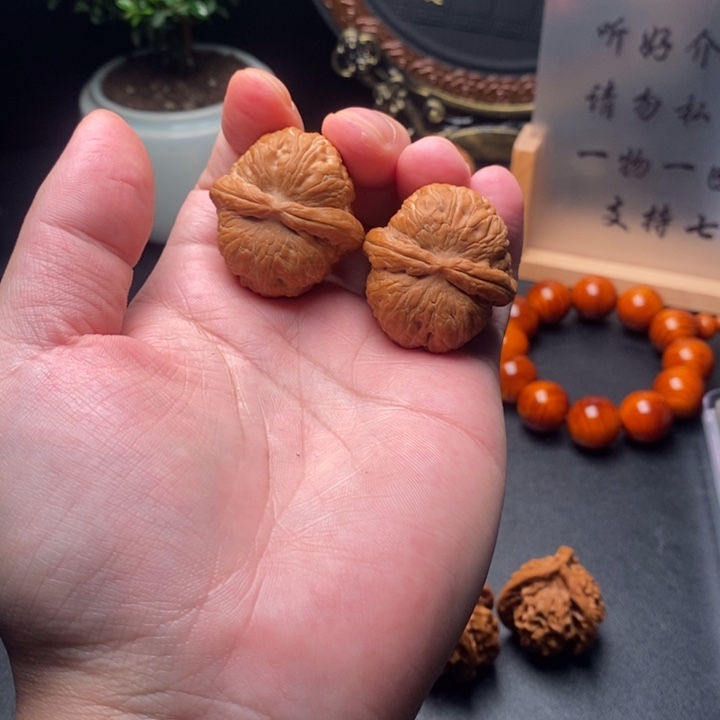 文玩核桃把件元宝37尺