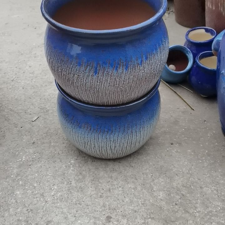 红陶口18高16瑕疵两个