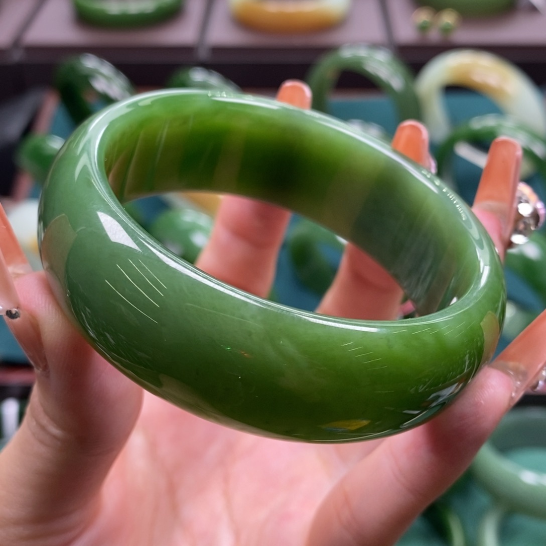 和田玉（碧玉）未镶嵌手镯5758