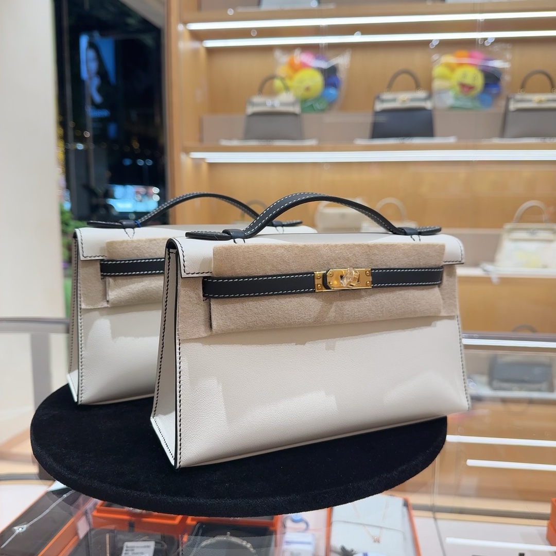 全新未使用 Hermes/爱马仕 MiniKelly一代 熊猫拼色 奶油白拼黑色