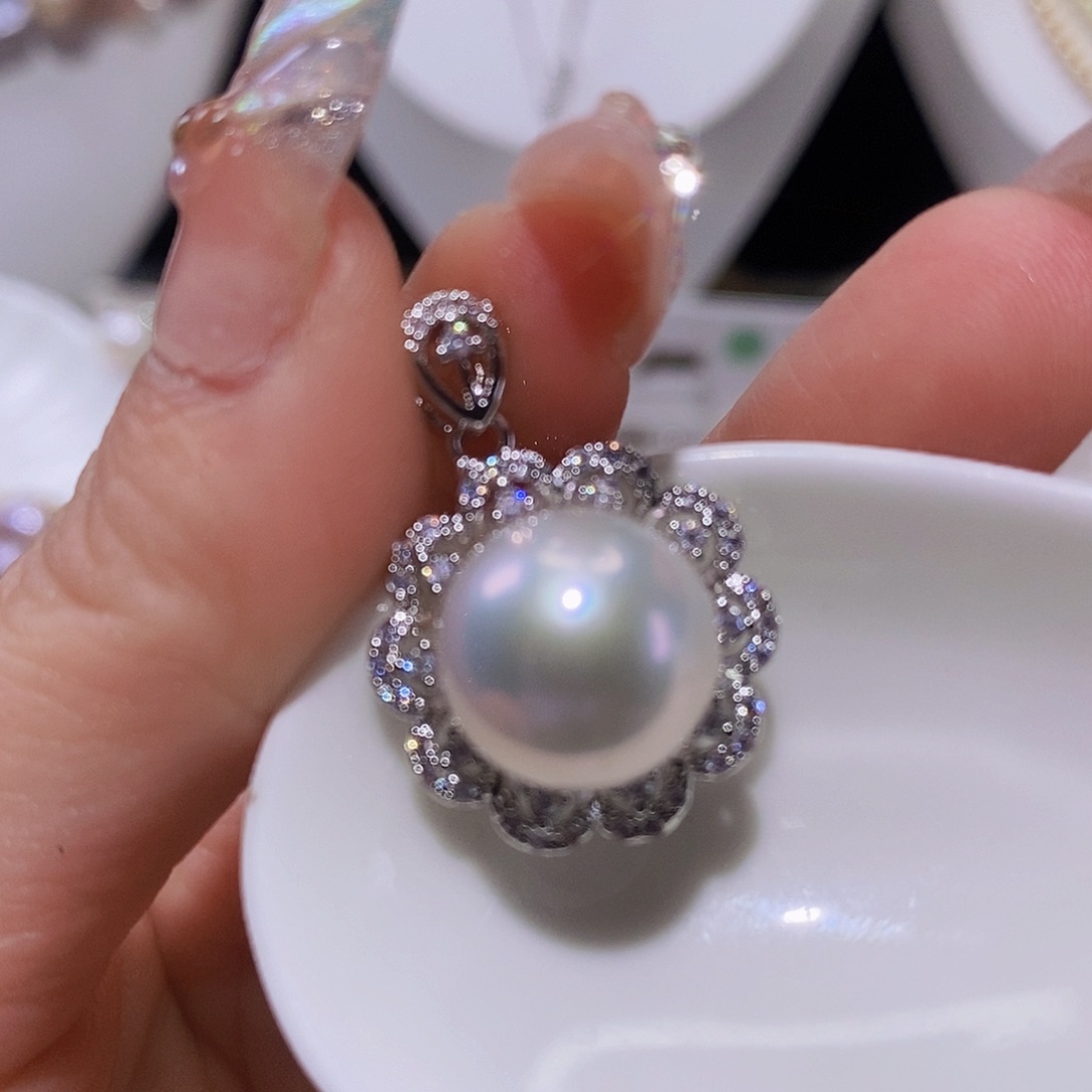 淡水珍珠颈饰合金