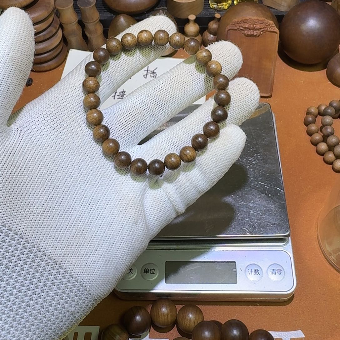 紫***雪檀香木百年老山檀0.8×24颗单圈黑横沉1档