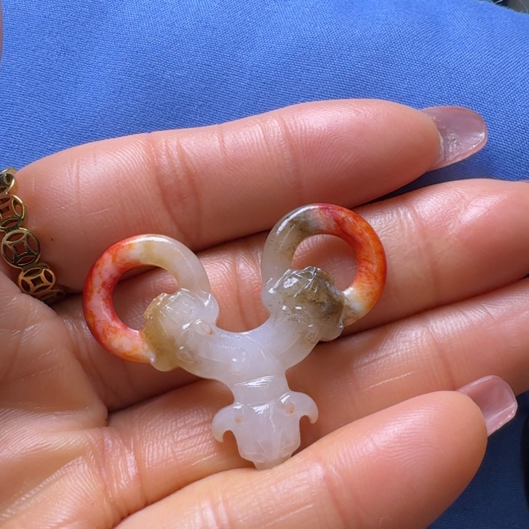 和田玉（糖玉）颈饰未镶嵌