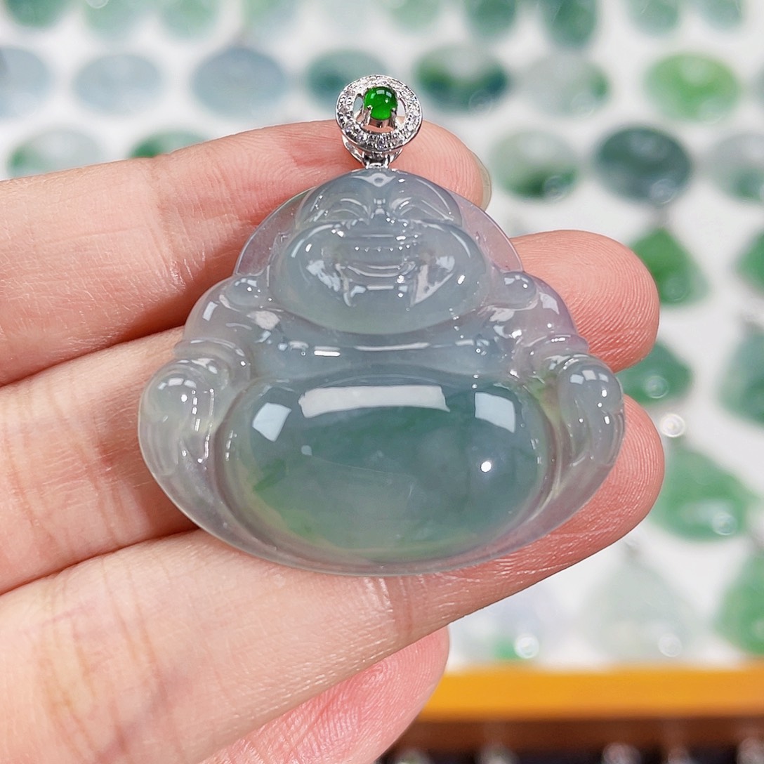 颈饰18K金镶嵌翡翠吊坠