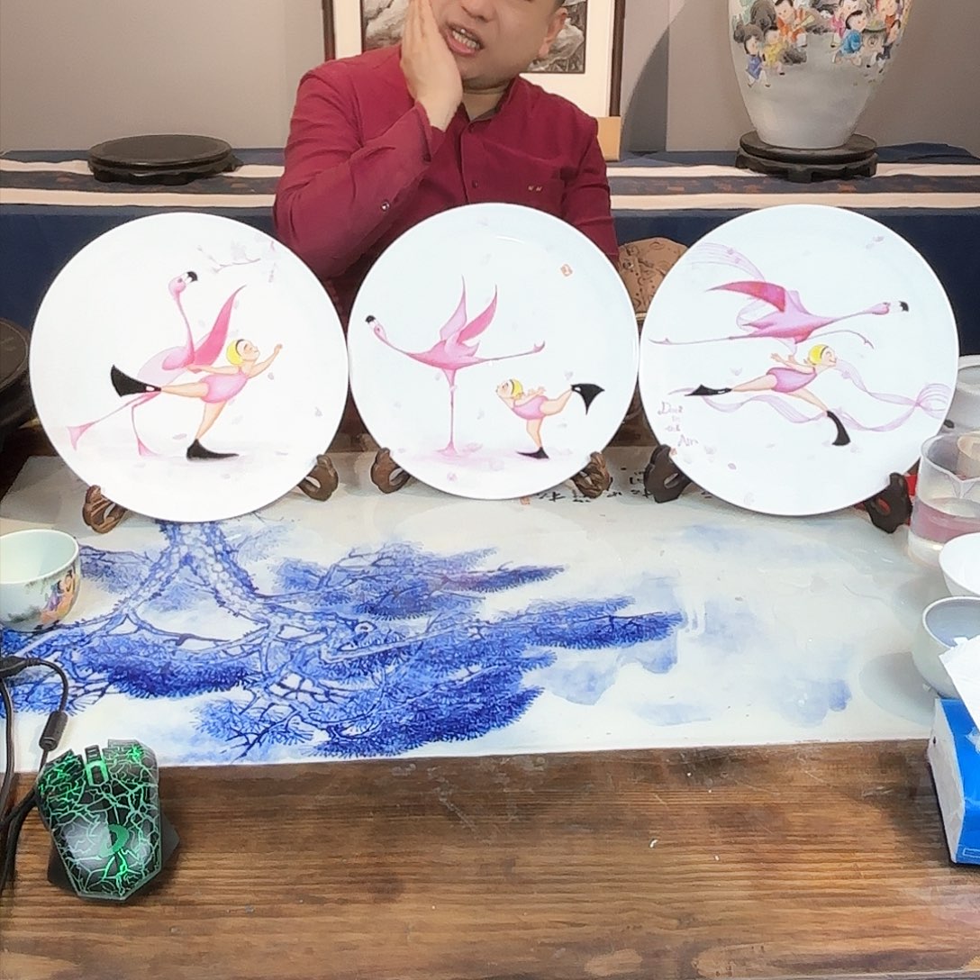 小**哥哈哈哈哈哈哈哈哈