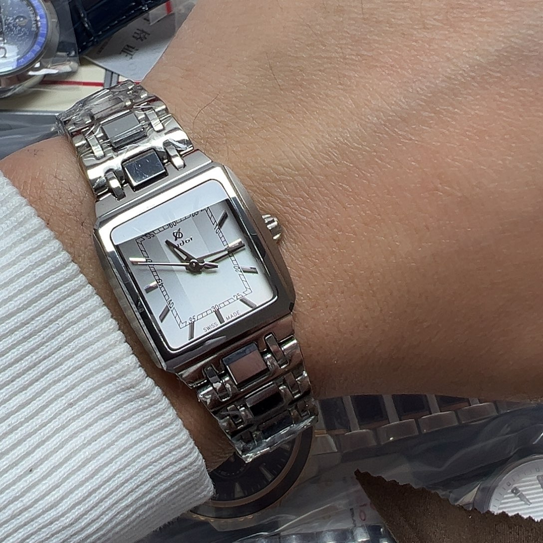 孤品闪购手表一个