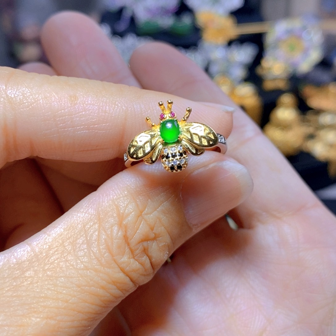 翡翠耳钉银S925镶嵌天然翡翠