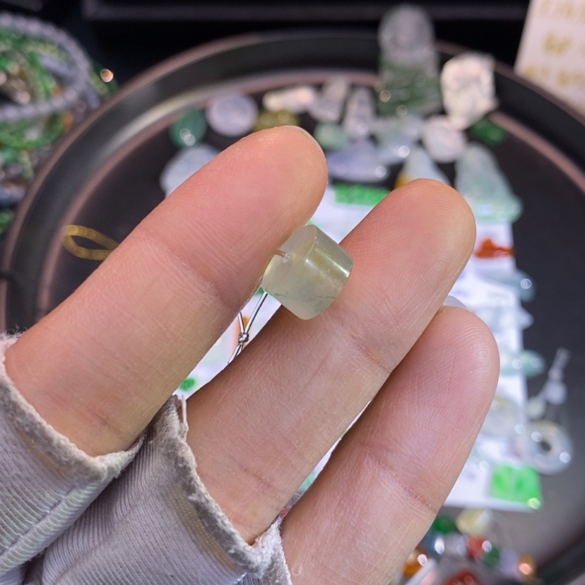 【闪购商品】翡翠挂件未镶嵌珠