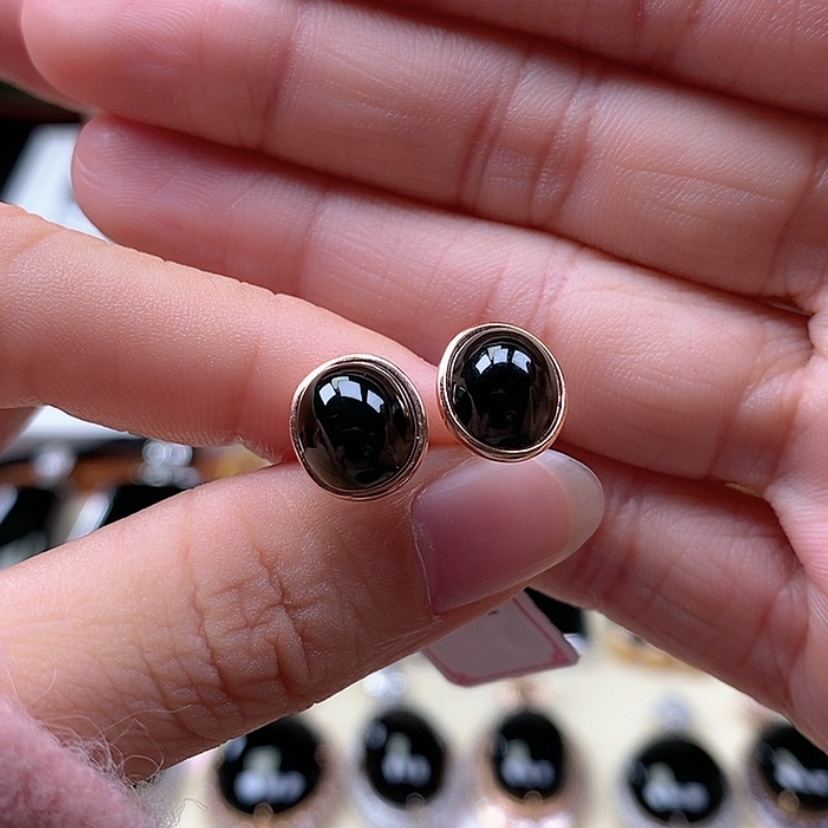 【闪购商品】翡翠耳饰18K金镶嵌墨翠