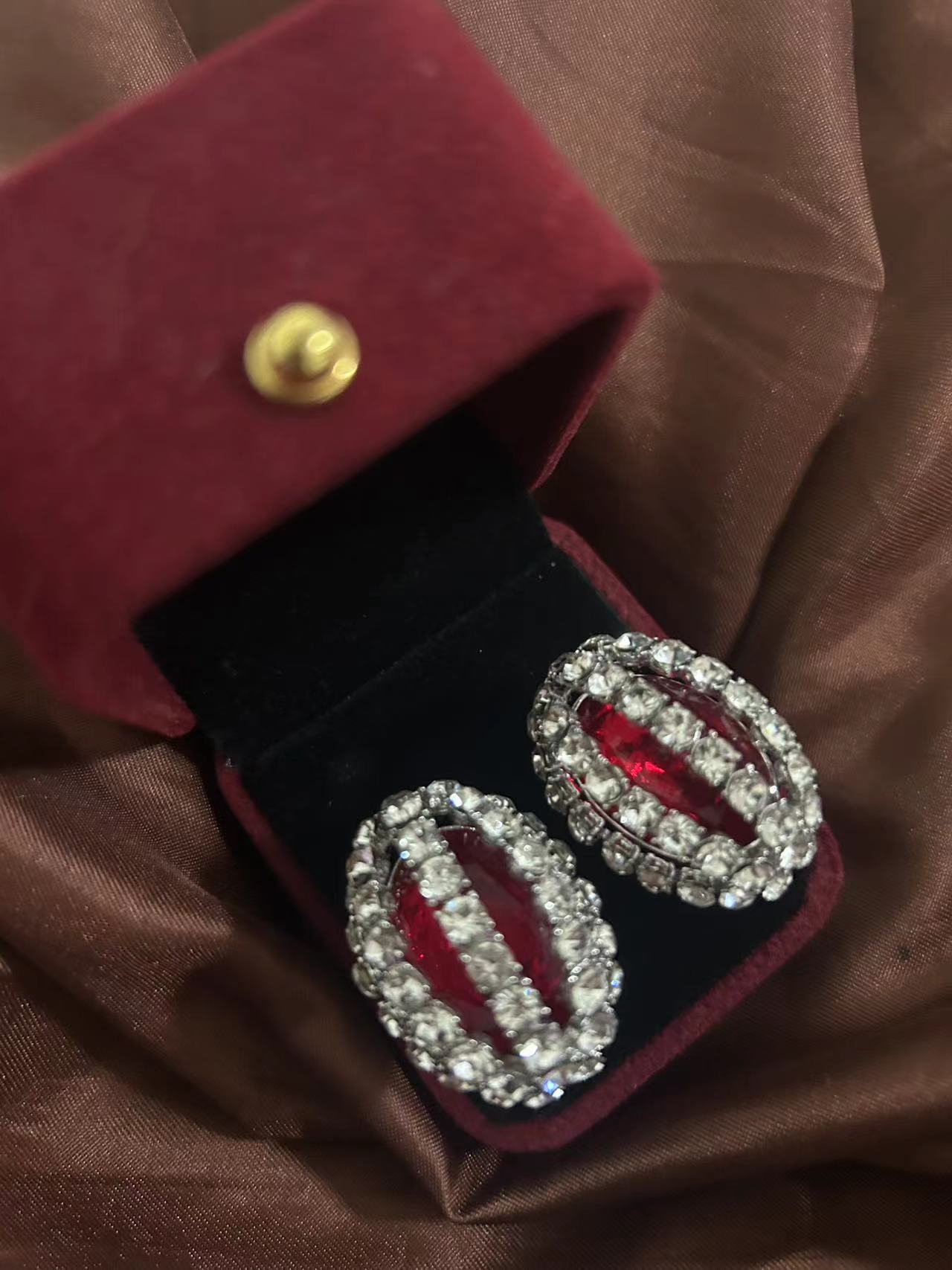 铜合金玻璃耳饰 千金风耳钉轻奢风气质女几何镶嵌红色森系