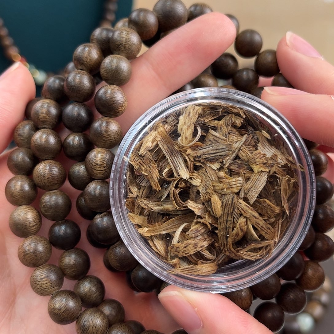 沉香沉香碎屑8mm108颗文莱九分沉高油脂老料