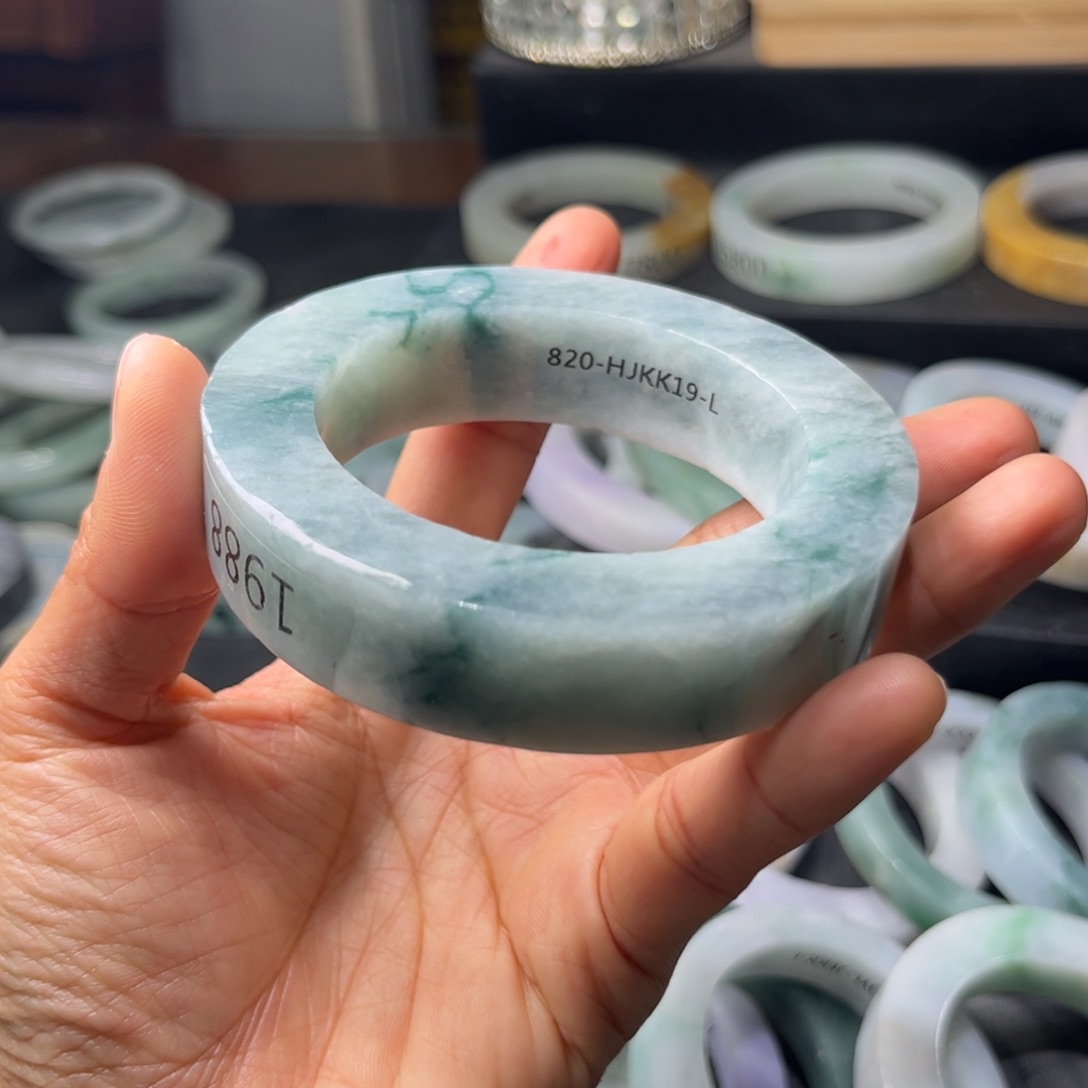 定制翡翠手镯未镶嵌