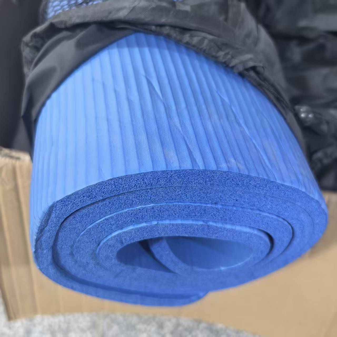 蓝色加厚瑜伽垫 80*180*1