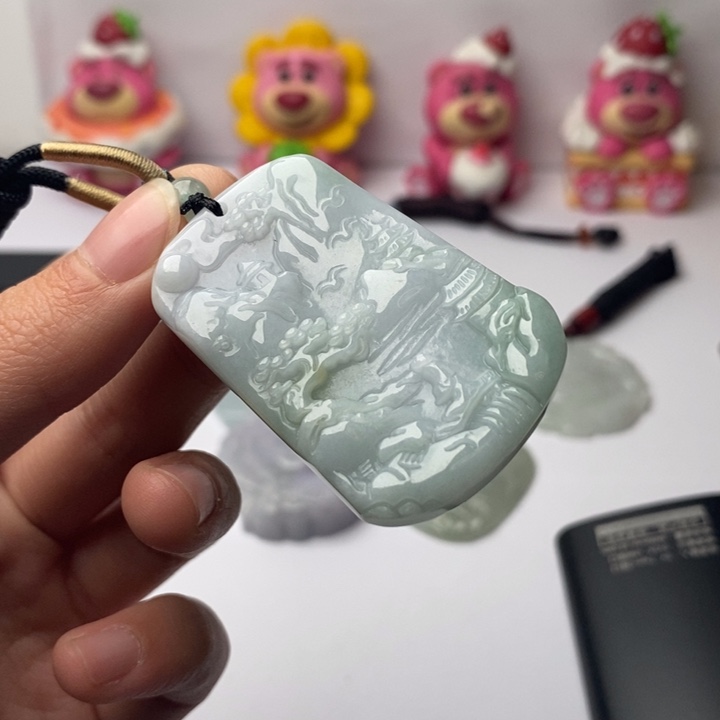 翡翠未镶嵌颈饰翡翠