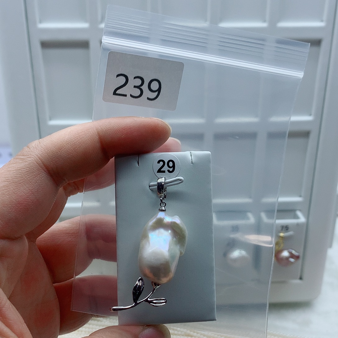 合金吊坠(不含链)淡水珍珠