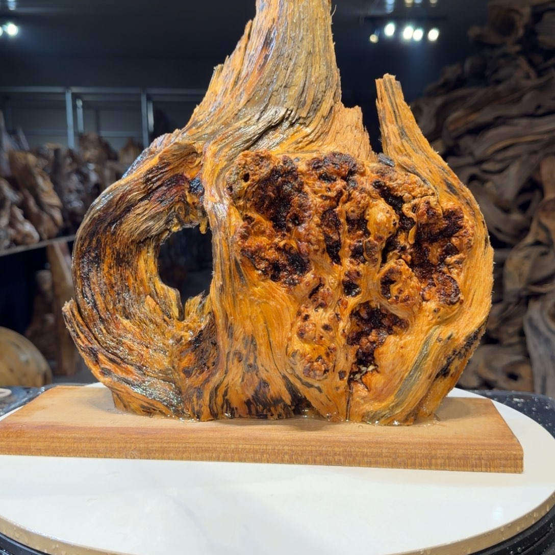 最***！木王一刀琥珀木摆件121