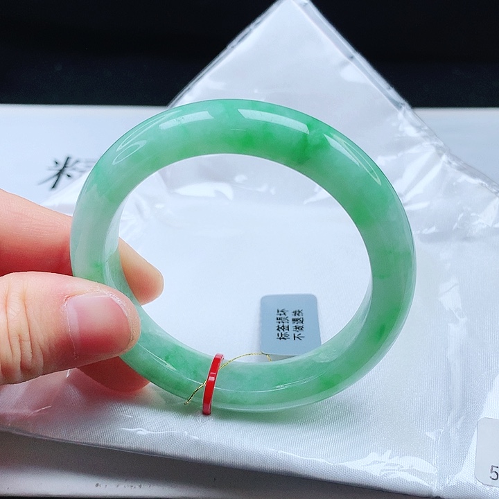 翡翠手镯未镶嵌54➕圈口