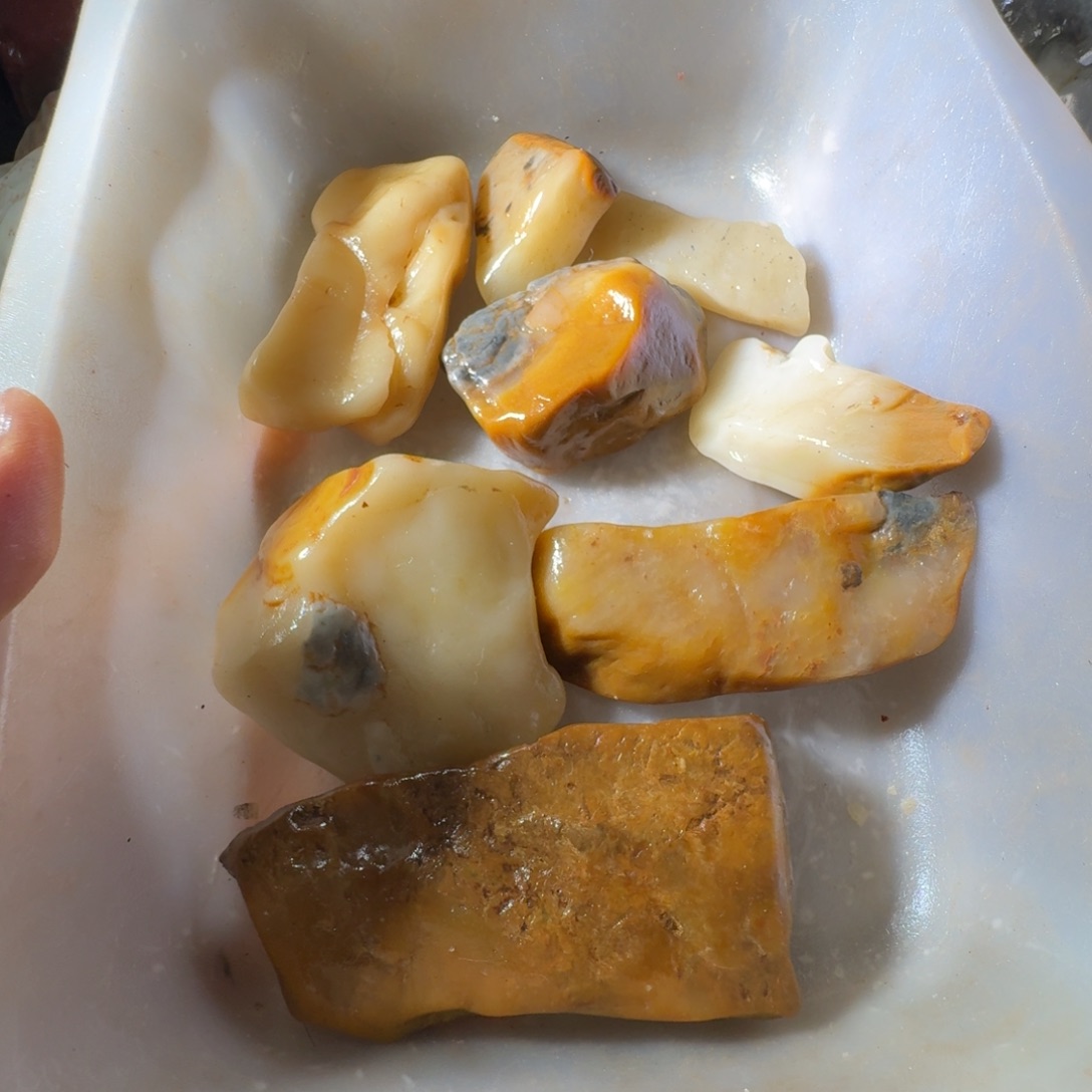 德***临寿山石7988988999888