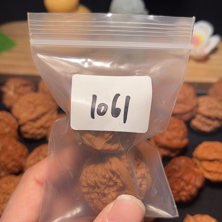 M***帅文玩核桃把件39 尺    南疆石     1061