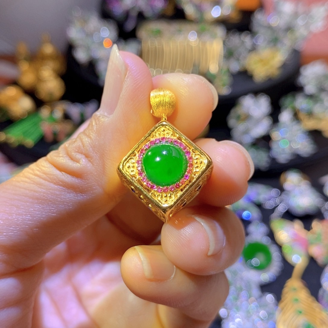 翡翠银S925镶嵌项圈你