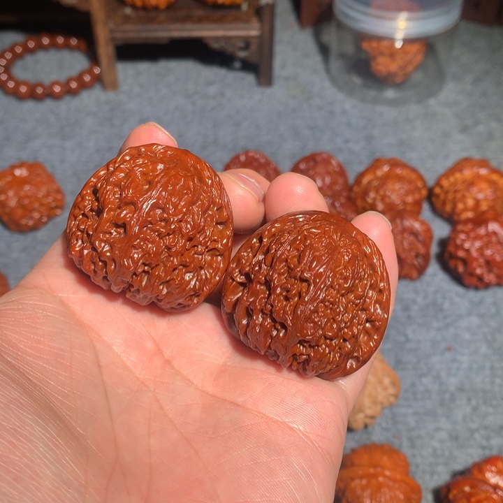 文玩核桃把件南疆石19.41