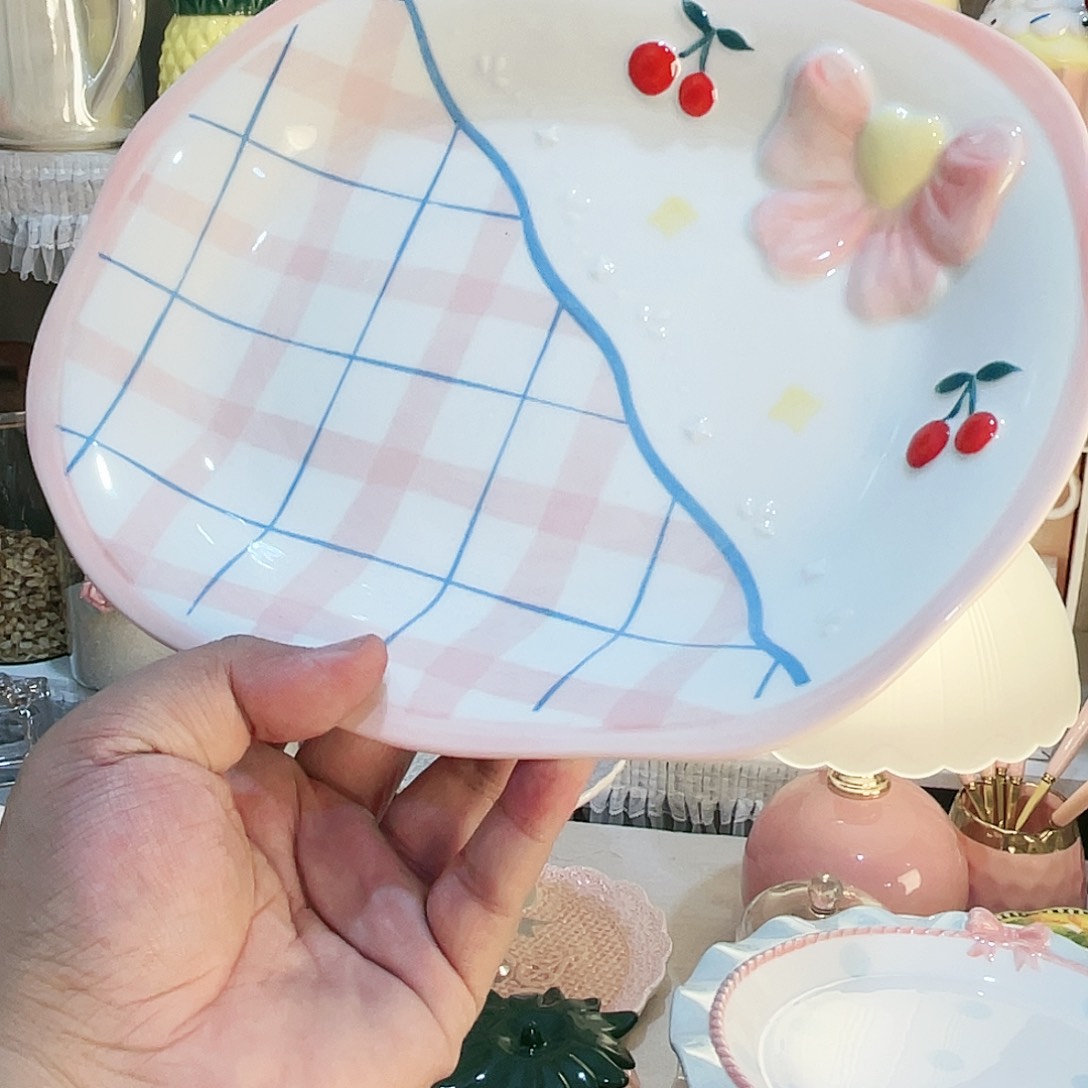 瓷片数量不多先到先得