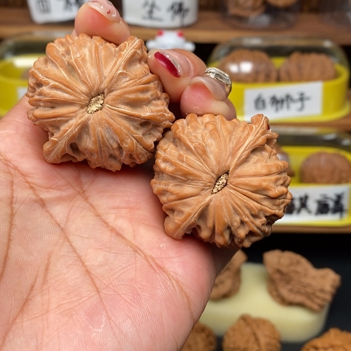 文玩核桃吊坠余****笑44全品山地磨