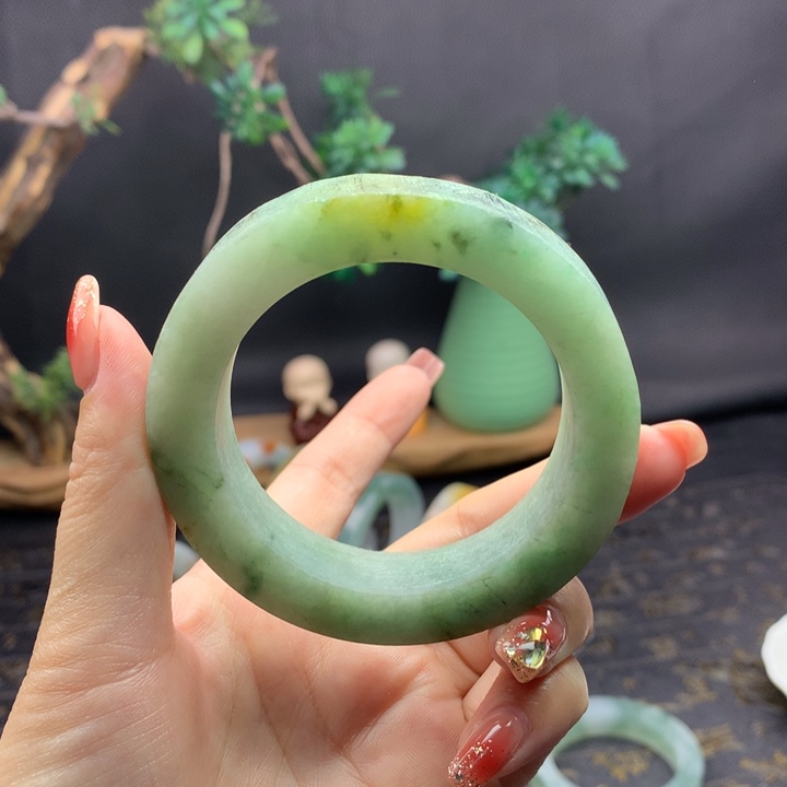 定制翡翠未镶嵌故事里的小黄花