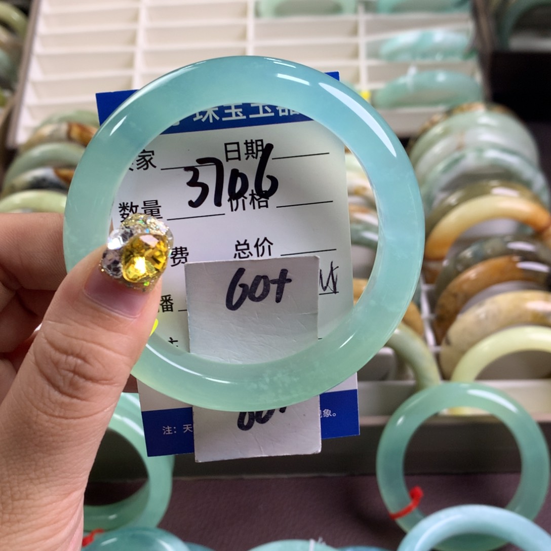 蛇纹石玉未镶嵌手镯H****33706