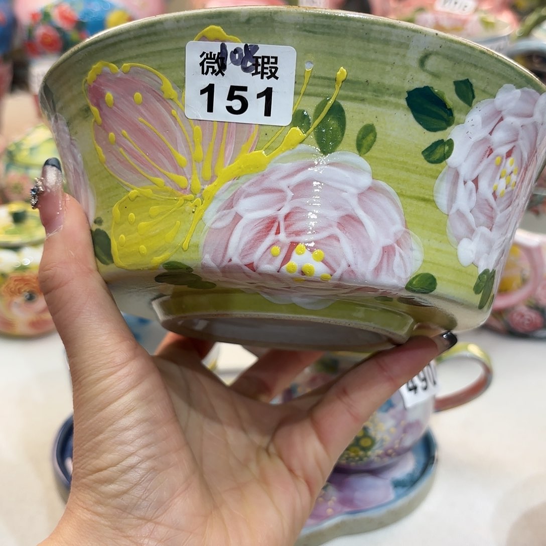 瓷片你说是谁给她