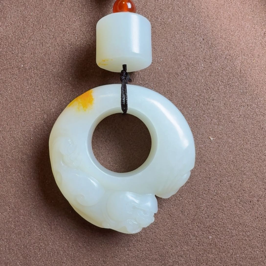 和田玉（白玉）挂件未镶嵌好**退