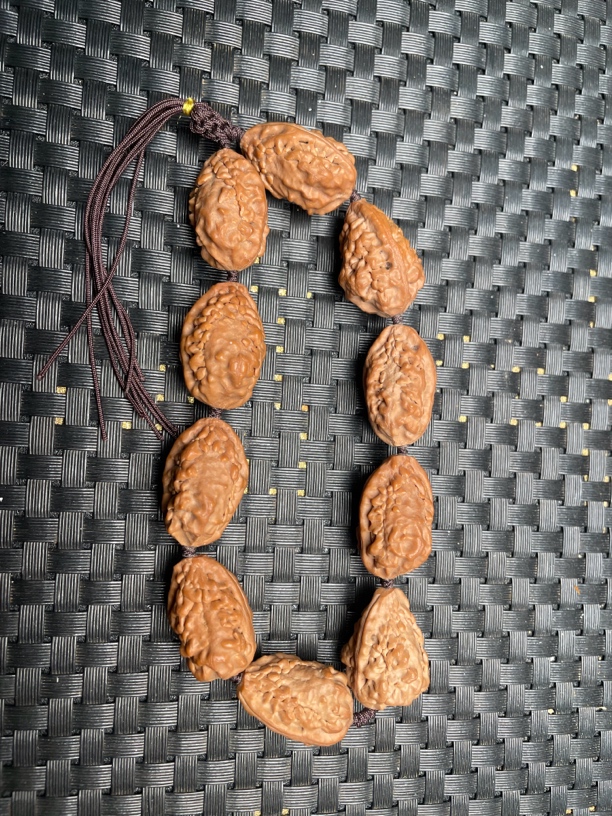 麒麟角文玩核桃手串