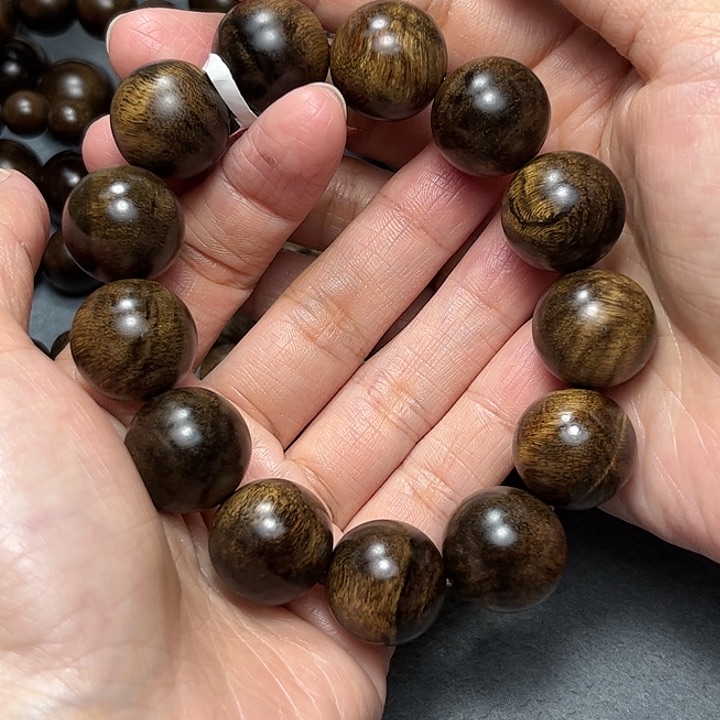 沉香手串用****7白棋留疤