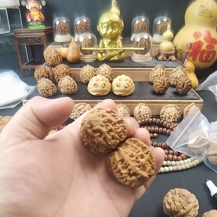 猴头核桃把件?**️文玩核桃，苹果园狮子