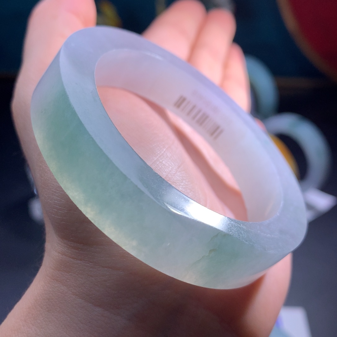 未镶嵌冰种蓝水定制翡翠