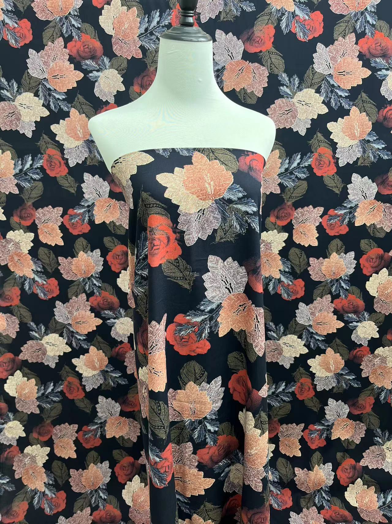 【名贵坊雕印】雕印棉绸—浓墨玫瑰