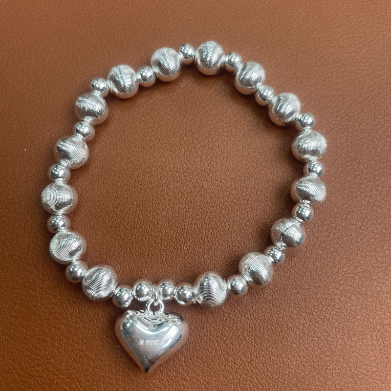 YZ036 爱心猫眼银色精品手链无礼盒