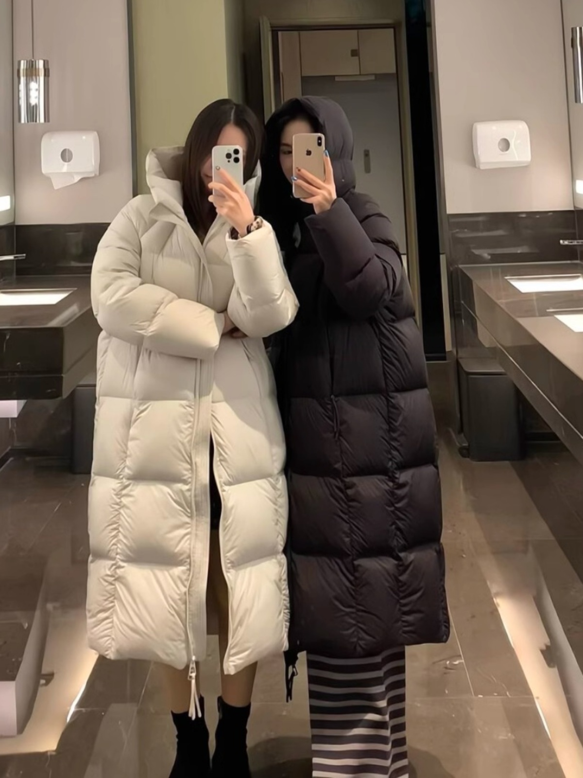 羽绒服女冬季中长款超好看高级感拉链小个子2025年新款过膝外套1