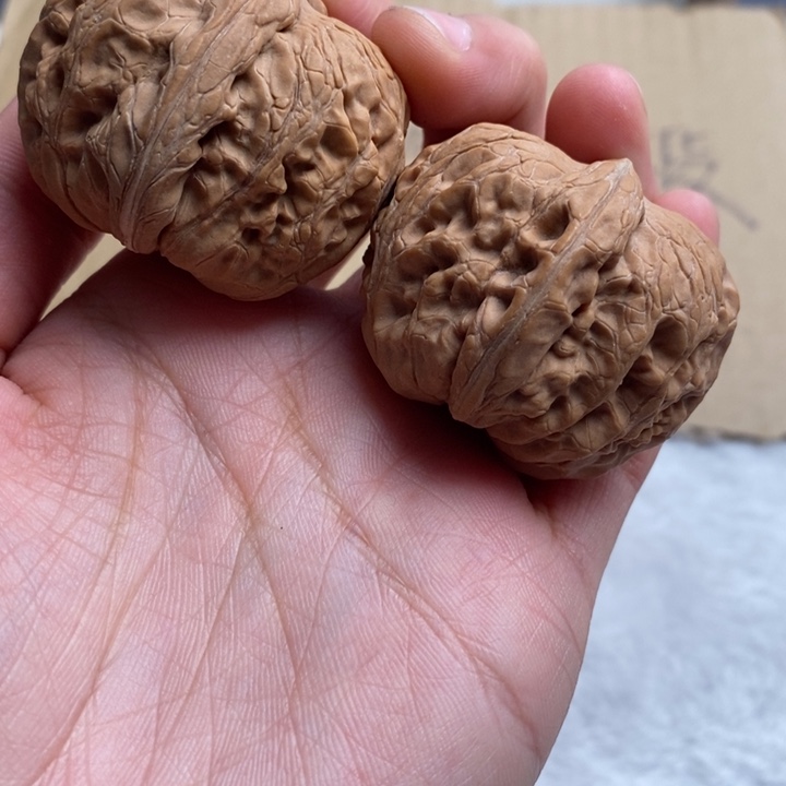 文玩核桃吊坠哦*啊元宝