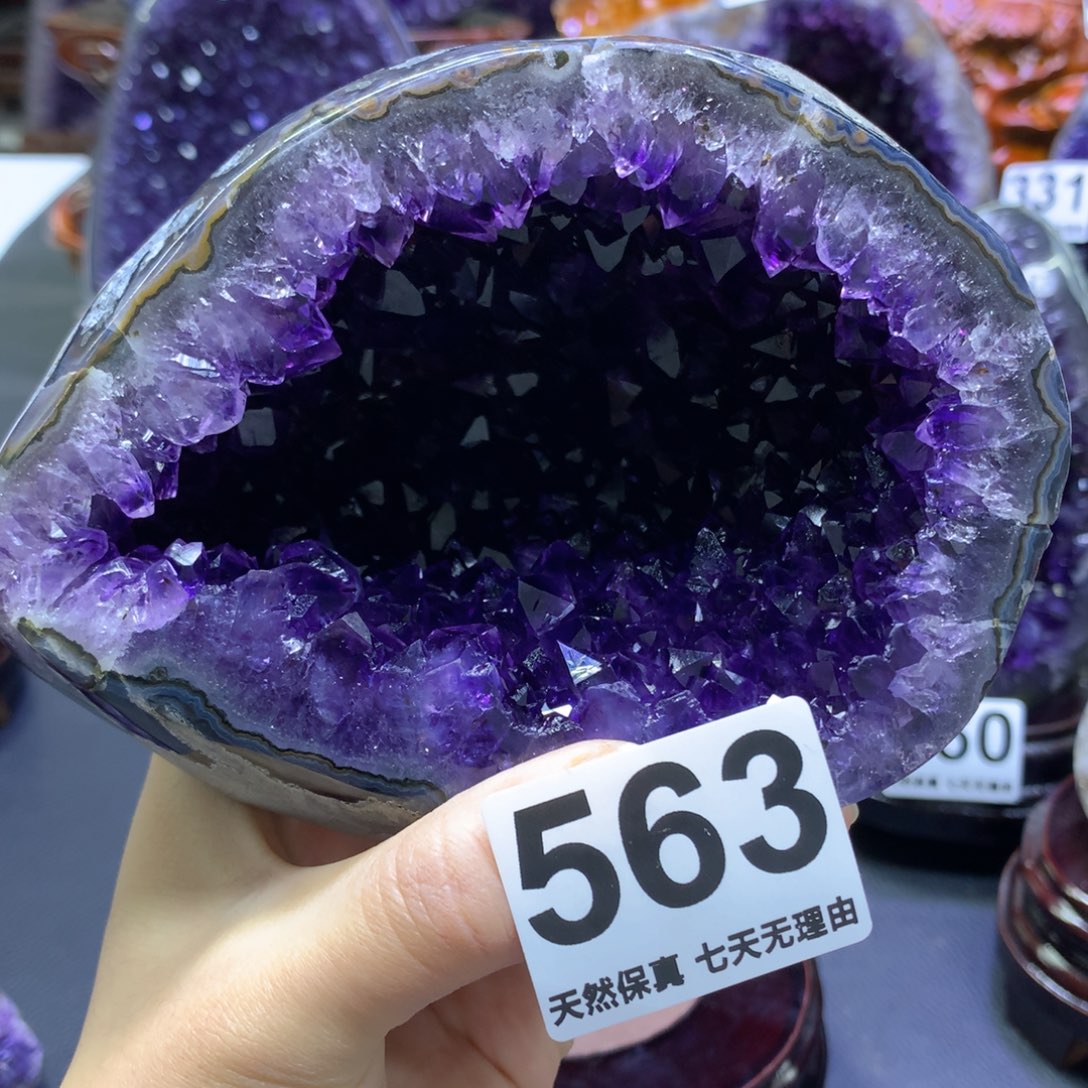 水晶摆件未镶嵌艾**姐