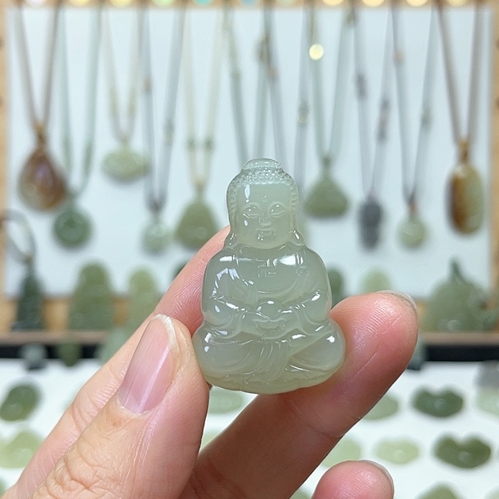 和田玉颈饰18K金镶嵌