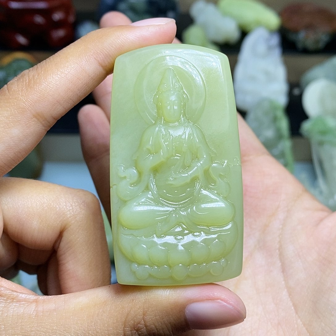 颈饰未镶嵌和田玉小*