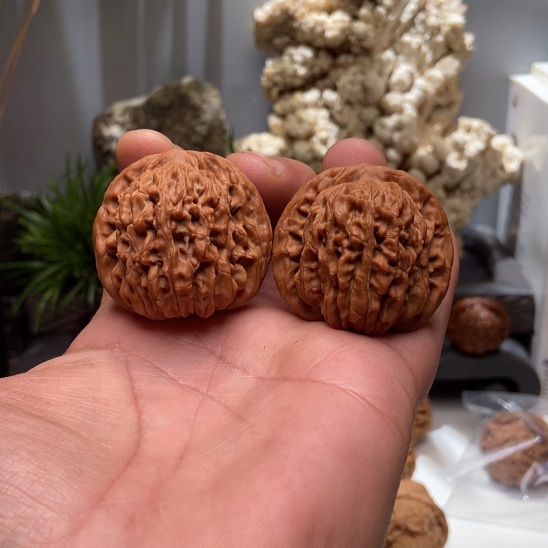 文玩核桃把件汉高楼42