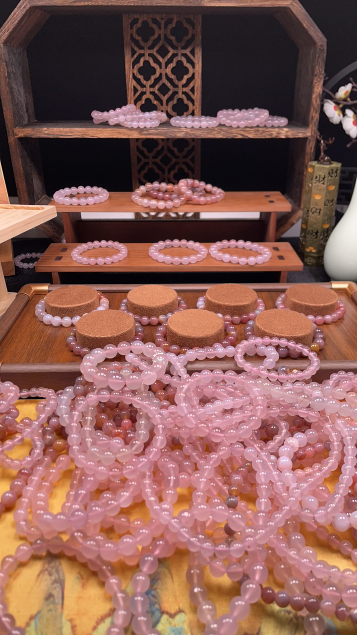 粉玛瑙手串项链耳环