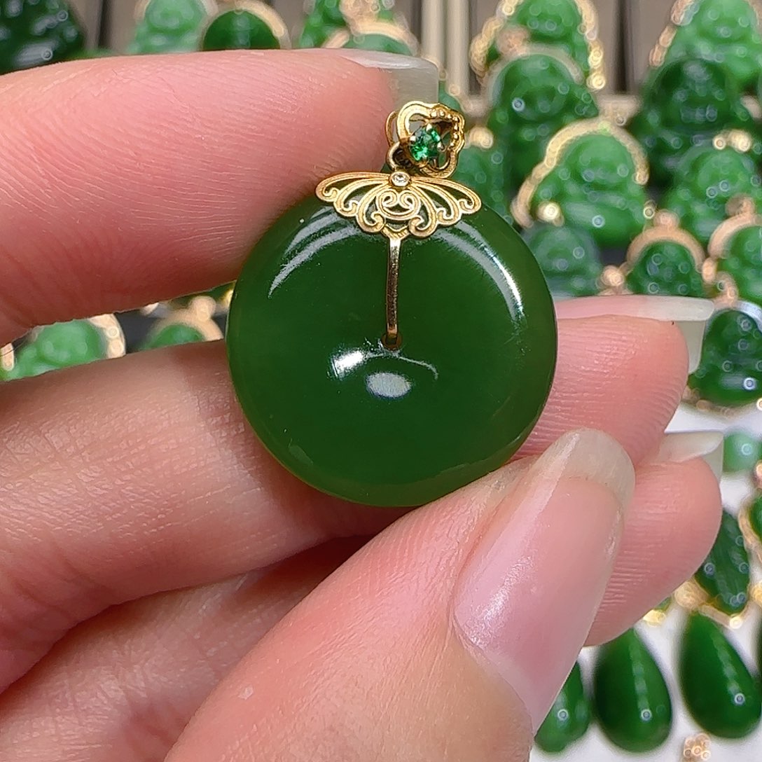 和田玉（碧玉）吊坠(不含链)18K金镶嵌