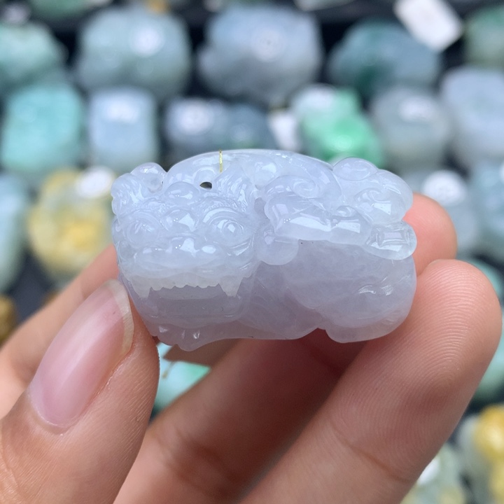 翡翠颈饰未镶嵌天然缅甸翡翠