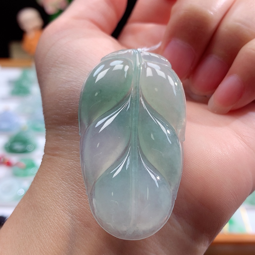 【闪购商品】翡翠未镶嵌吊坠(不含链)