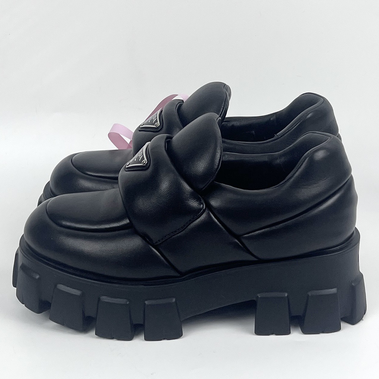 95新 Prada/普拉达 36码 黑色小羊皮厚底乐福鞋 lm4071