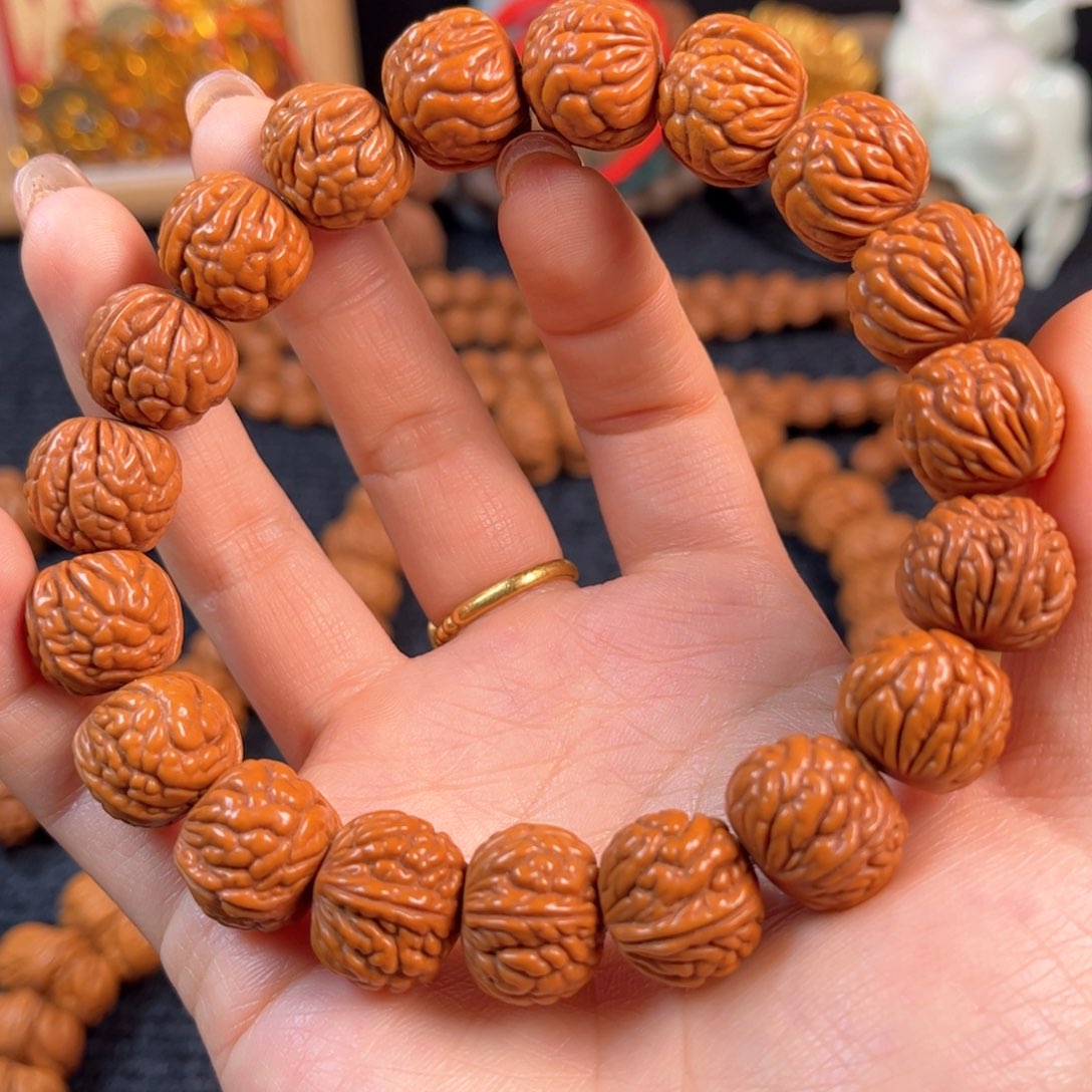 桃核手串A8链接手串