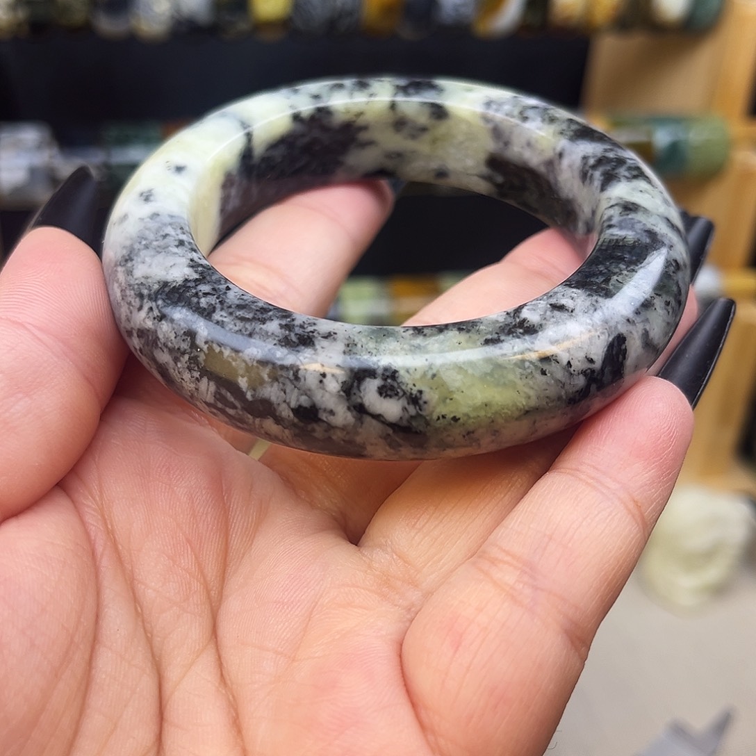 岫玉未镶嵌戒指54加